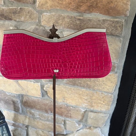 Elaine Turner Designs Hot Pink Croc-Embossed Frame Clutch - Picture 1 of 7